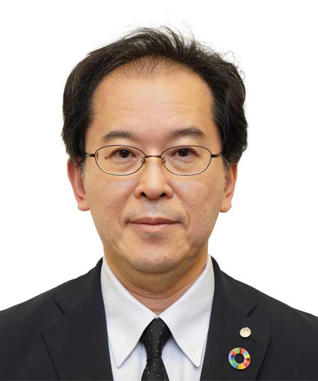 柏木宏介教授 (中)